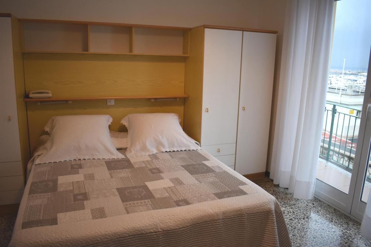 Hotel Garden Andora Exterior photo